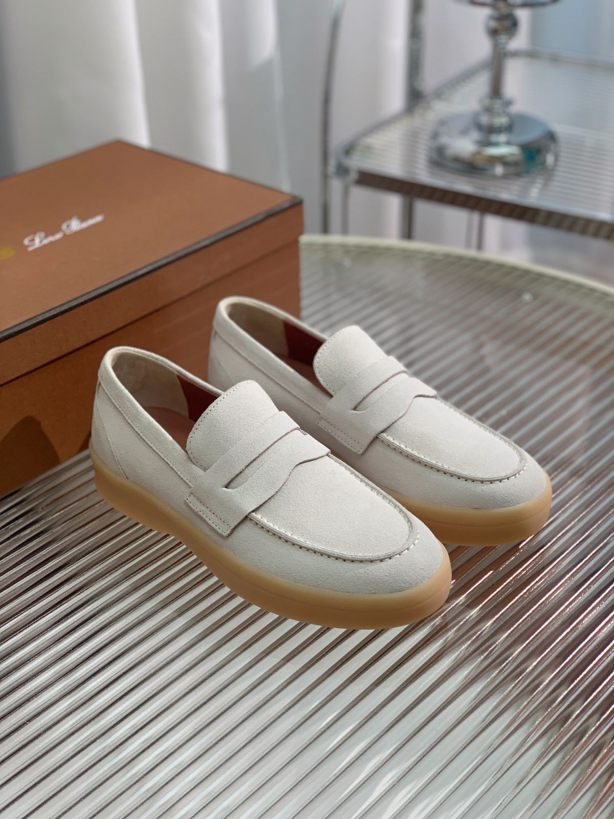 ホワイト25.0～27.0cm 送料無料 ロロピアーナ Loro Piana メンズ スエード ローファー レザーライニング ゴムソール付き