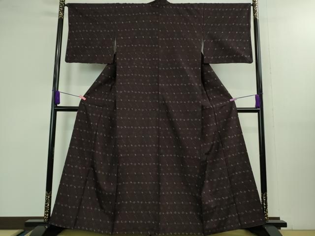 平和屋着物 上 本場琉球紬 黒紅色地 DZAA9991kh5