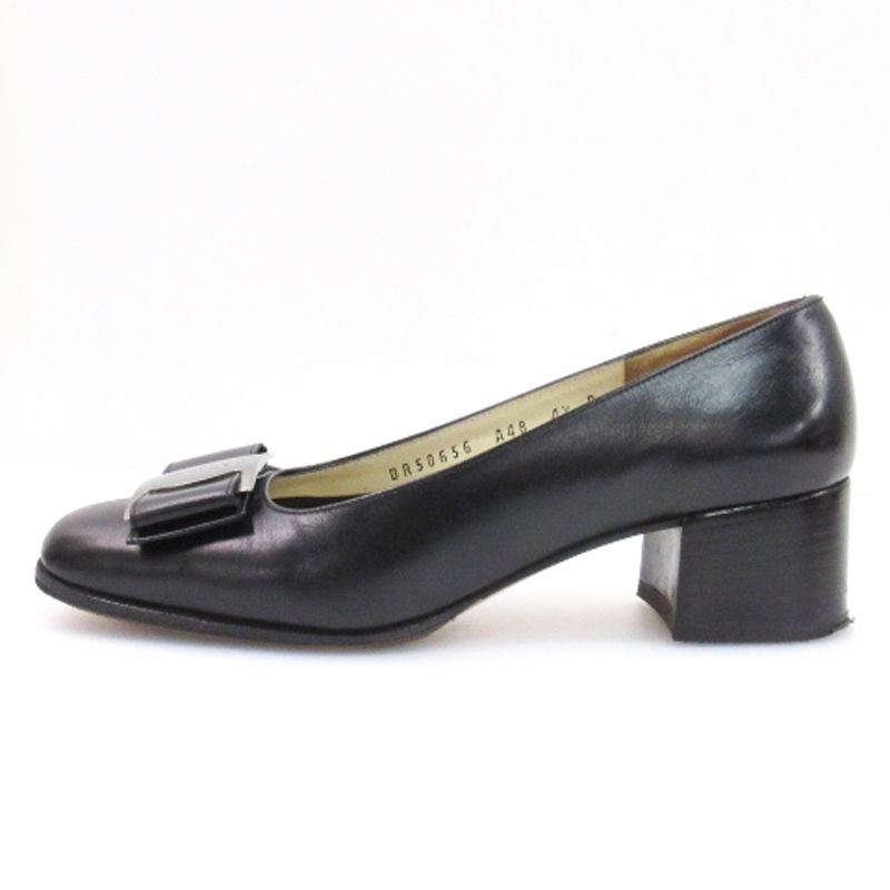 美品　サルヴァトーレフェラガモ ヴァラリボン パンプス レザー 黒 レディース サルヴァトーレフェラガモ Salvatore Ferragamo ヴァラリボン