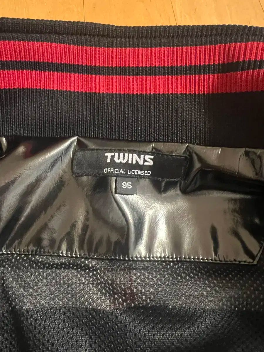  LGツインズ サテンジャンパー その他 ウェア