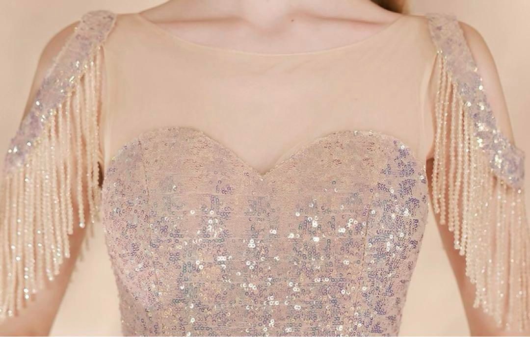 オーロラのスパンコール輝くシンプルオシャレなイブニングドレス大人 おとなかわいい