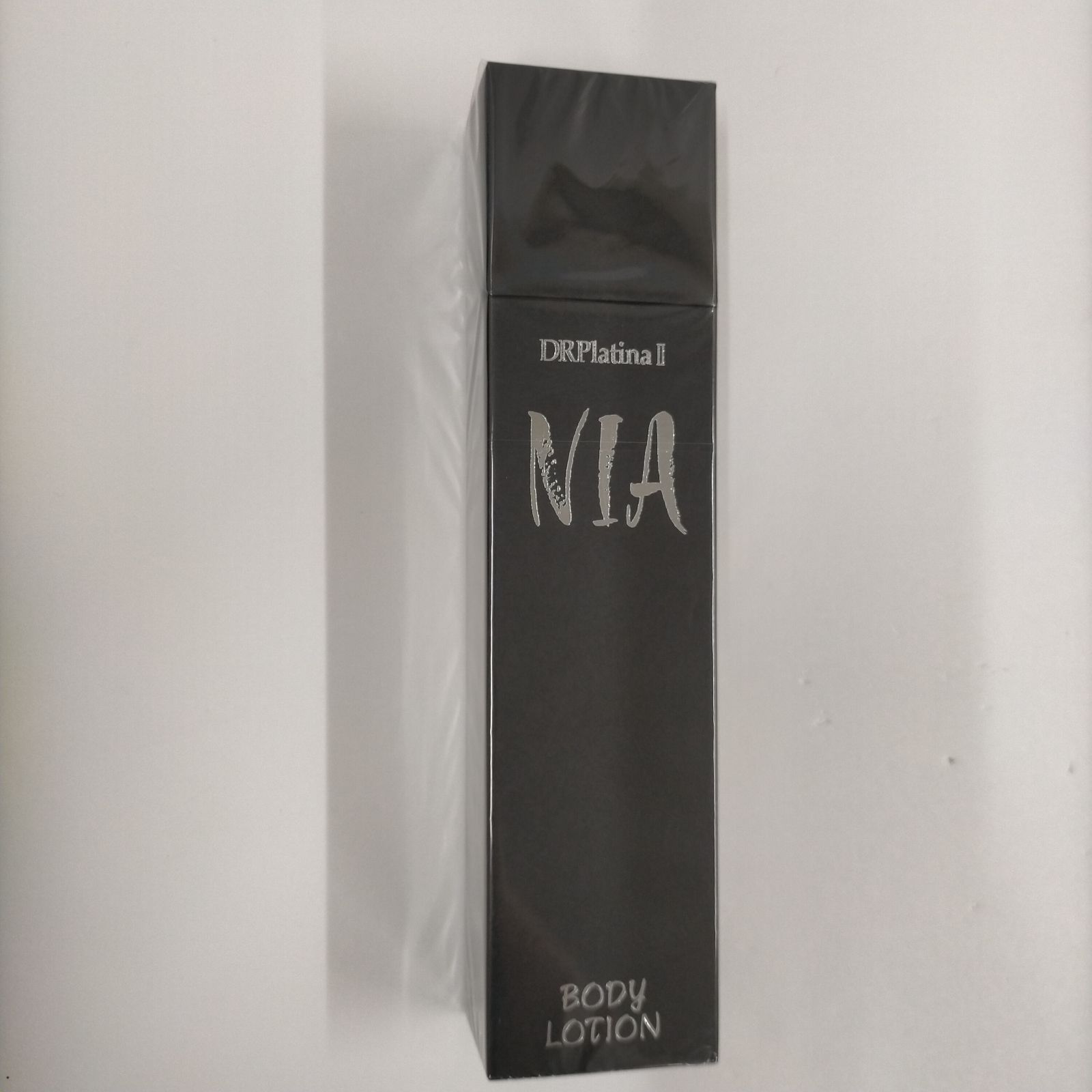 ビワ様！ドクターデヴィアスプラチナ NIAボディローションⅡ 180ml×3本 ビワ様！ドクターデヴィアスプラチナ NIAボディローションⅡ