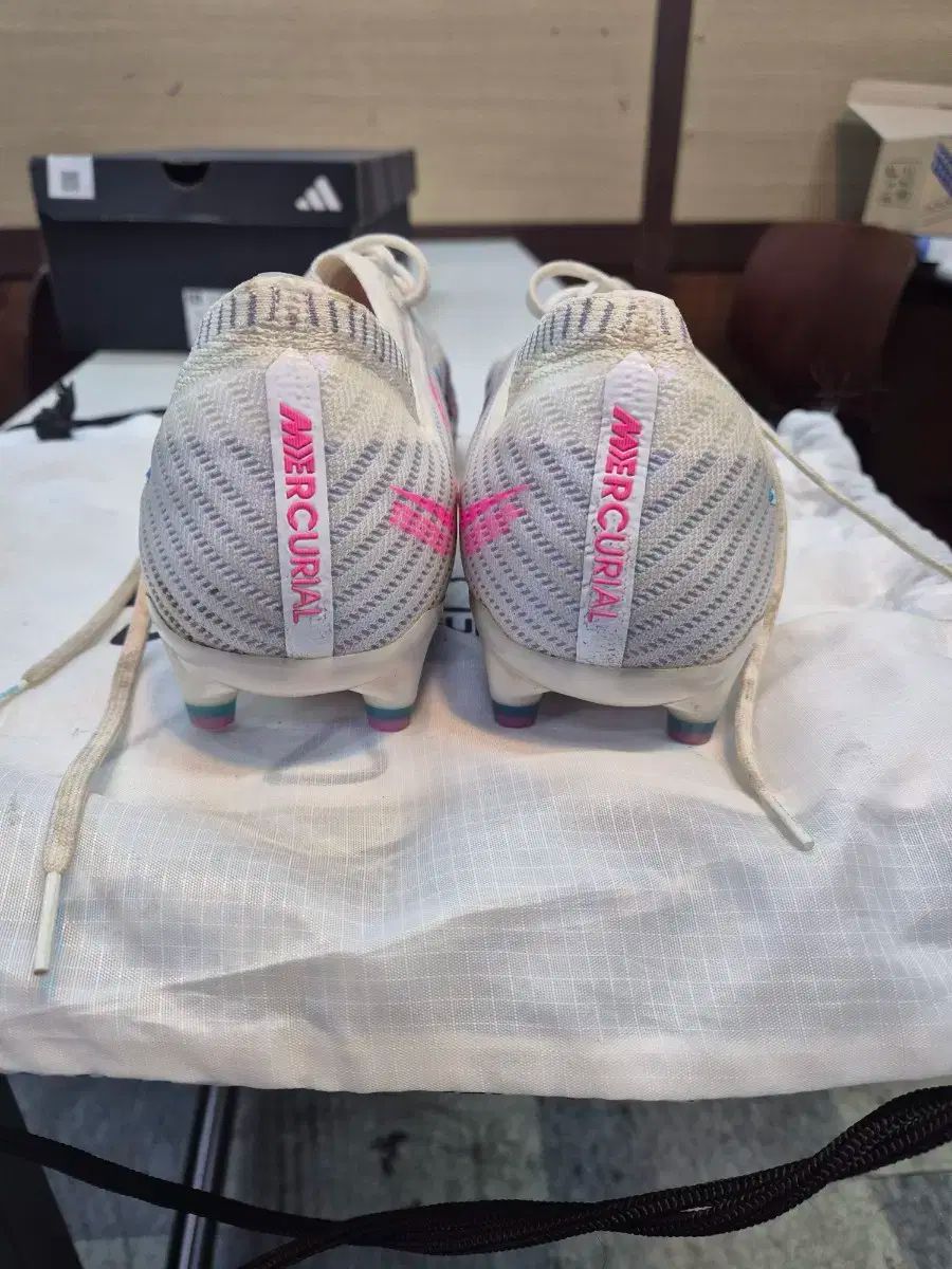 NIKE ナイキ