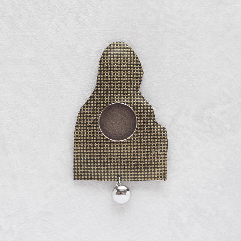 [新品/手刺繍] モナリザ マグネットブローチ アート：ラジュー 正規取扱店 送料無料