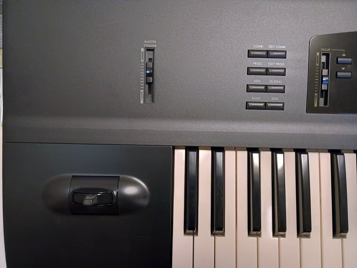 KORG
