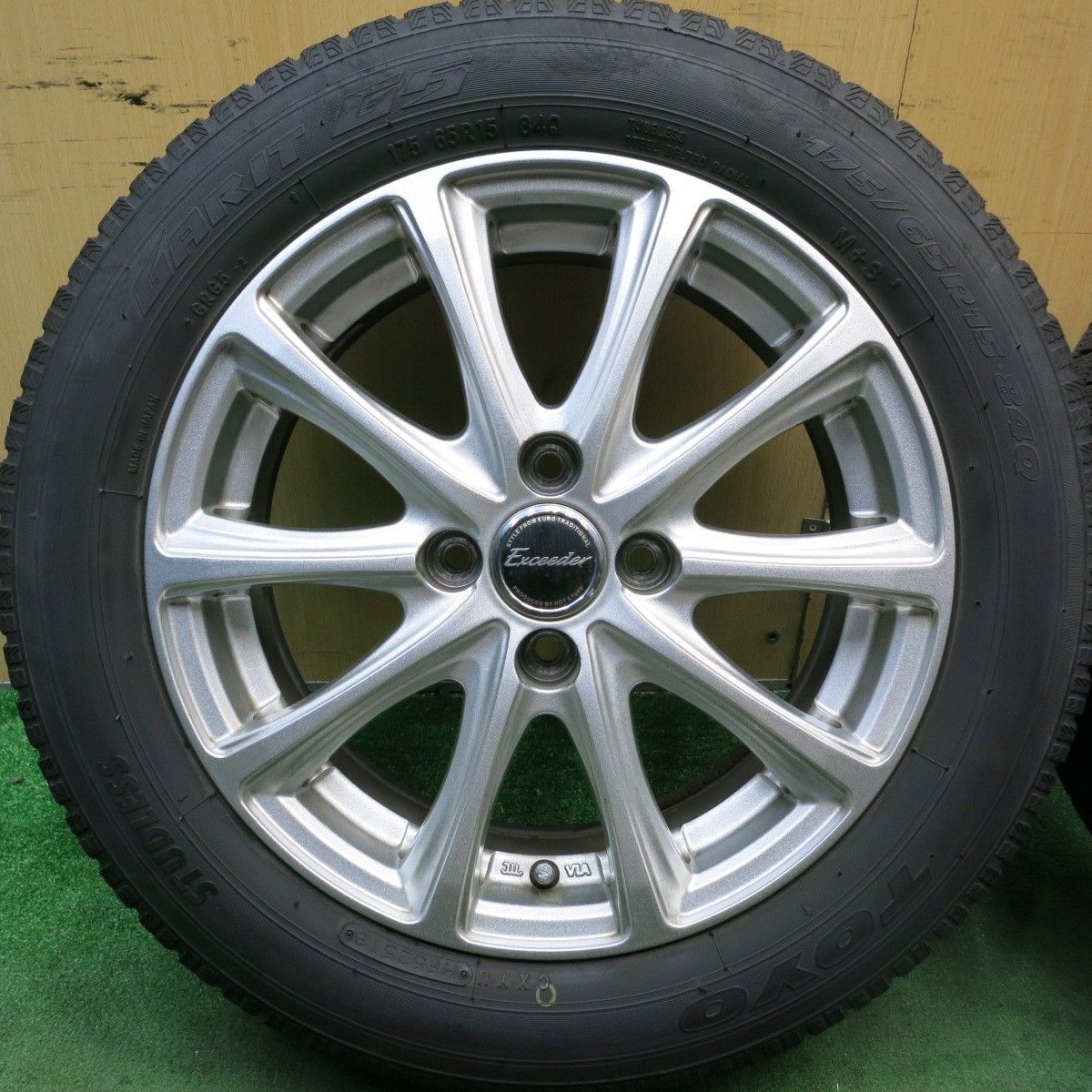 No.823 新品 トーヨー ガリットG5 15インチ 175/65R15 スタッドレス 