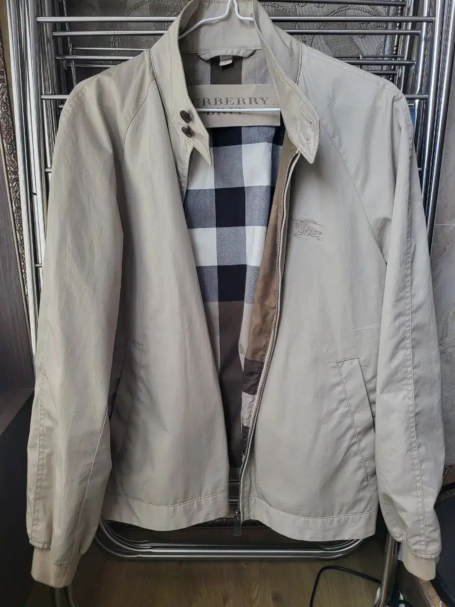 バーバリー ベージュ チェック 裏地 コットン ジャケット ブルゾン