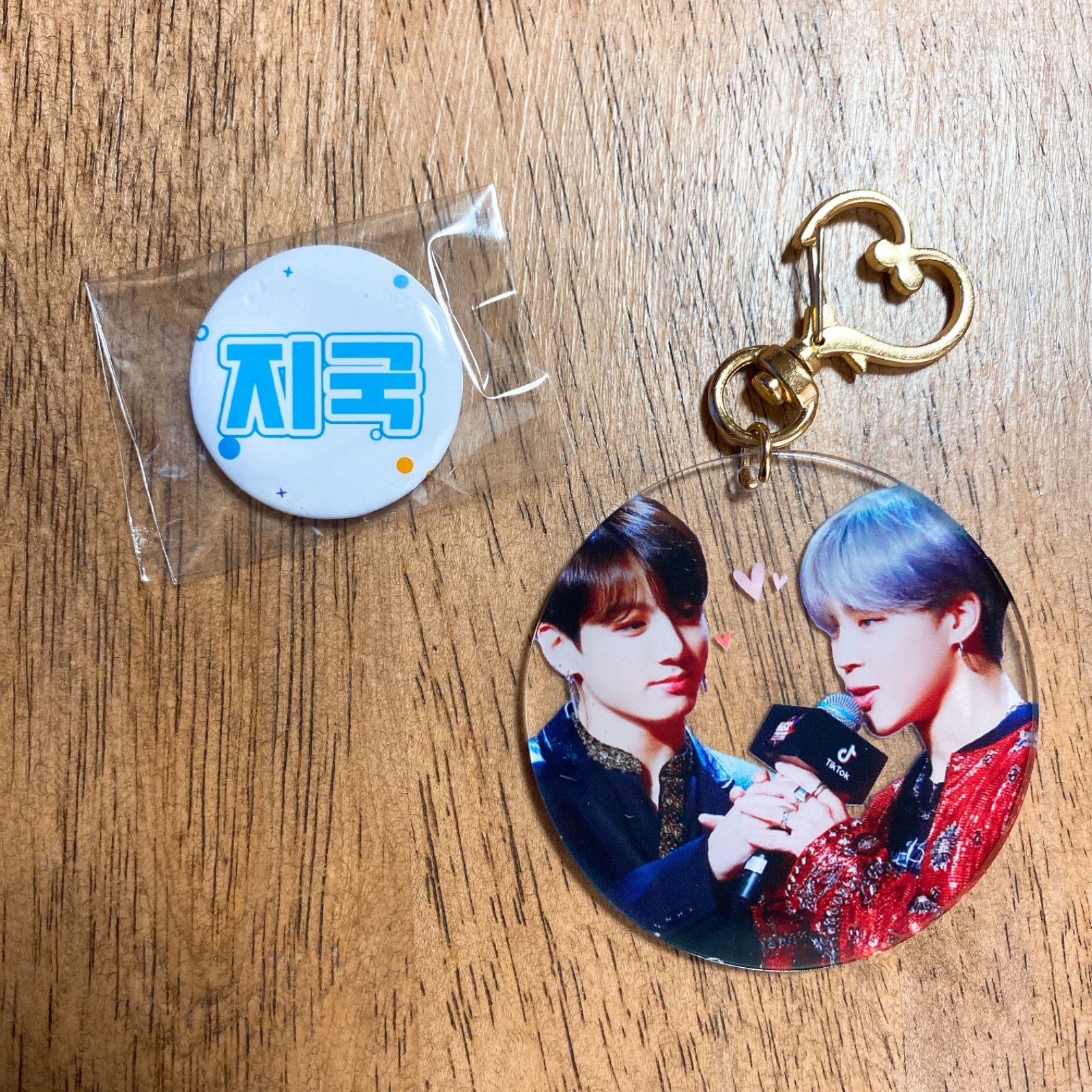 BTS 防弾少年団 19点セット テテ グク ジミン うちわ フラッグ BTS 防弾少年団 19点セット テテ グク ジミン うちわ フラッグ