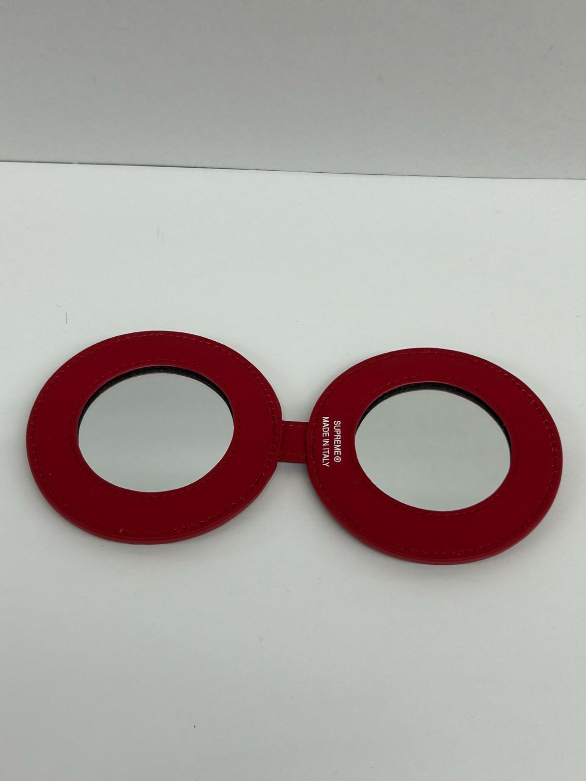 Supreme Leather Pocket Mirro　Red SUPREME LEATHER POCKET MIRROR-RED - Popcorn Store