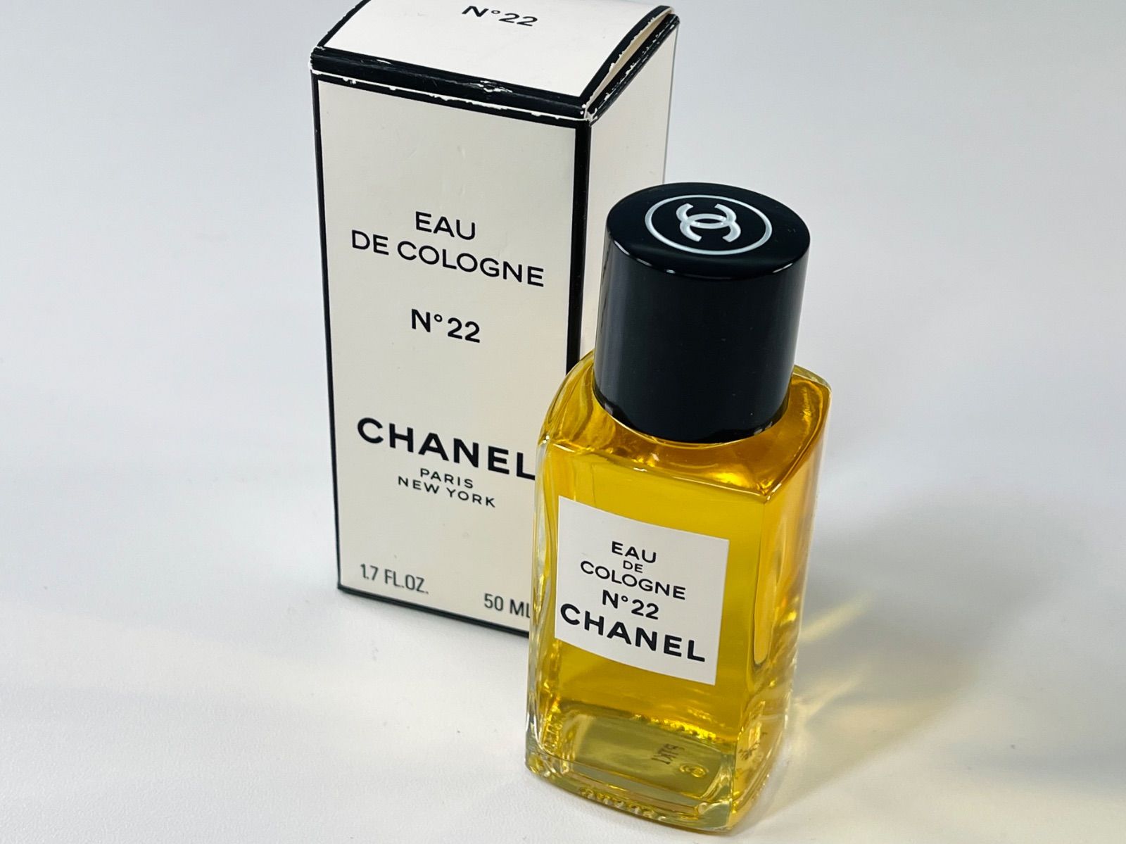 未開封 CHANEL N°22 EDC　シャネル 香水 50ml シャネル / レ ゼクスクルジフ シャネル N°22 香水の公式商品