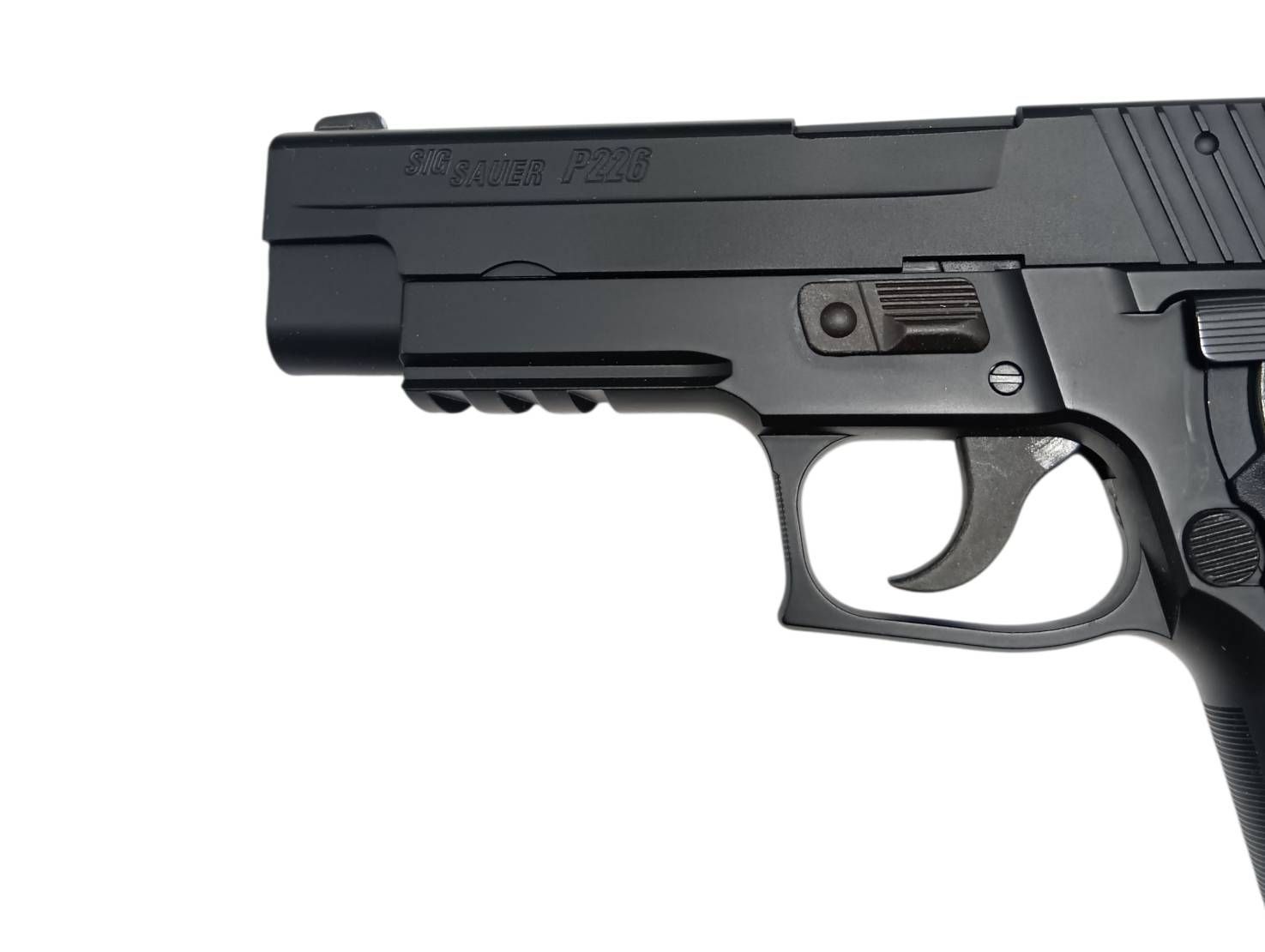 東京マルイ SIG SAUER P226 RAIL 東京マルイ SIG SAUER P226RAIL
