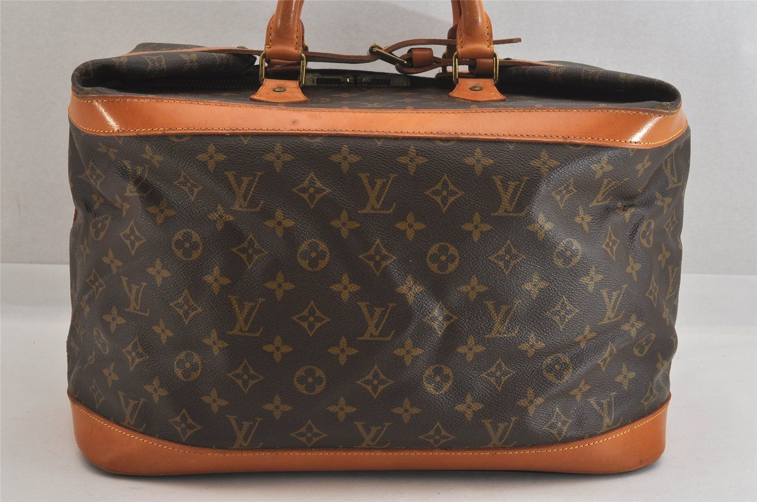 LOUIS VUITTON ルイヴィトン モノグラム クルーザー バッグ 40