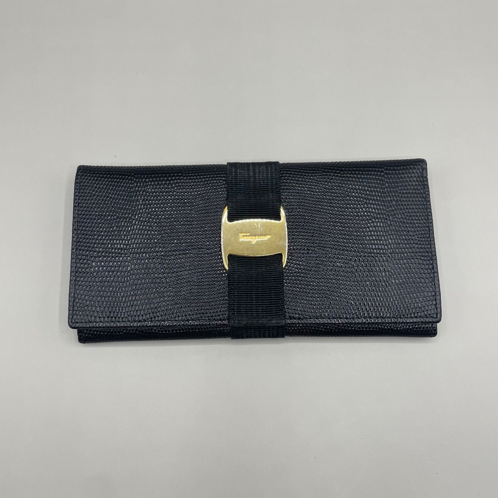 極美品 Salvatore ferragamo サルヴァトーレフェラガモ 長財布 ロング 