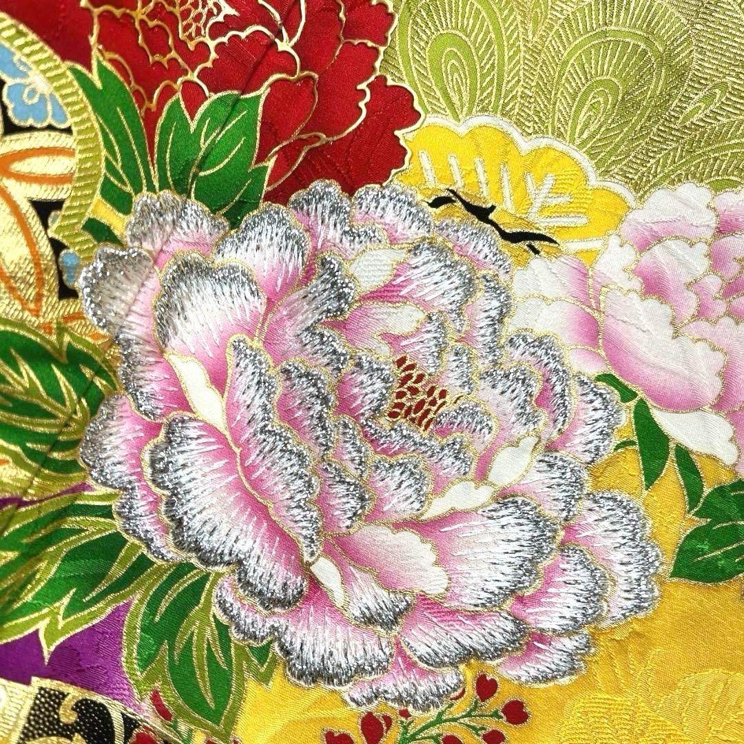 振袖　刺繍　金彩　牡丹　チューリップ　花模様　成人式 着物 045a p 振袖 刺繍 金彩 牡丹 藤の花 菊花 楓 成人式 晴れの日 着物 064a
