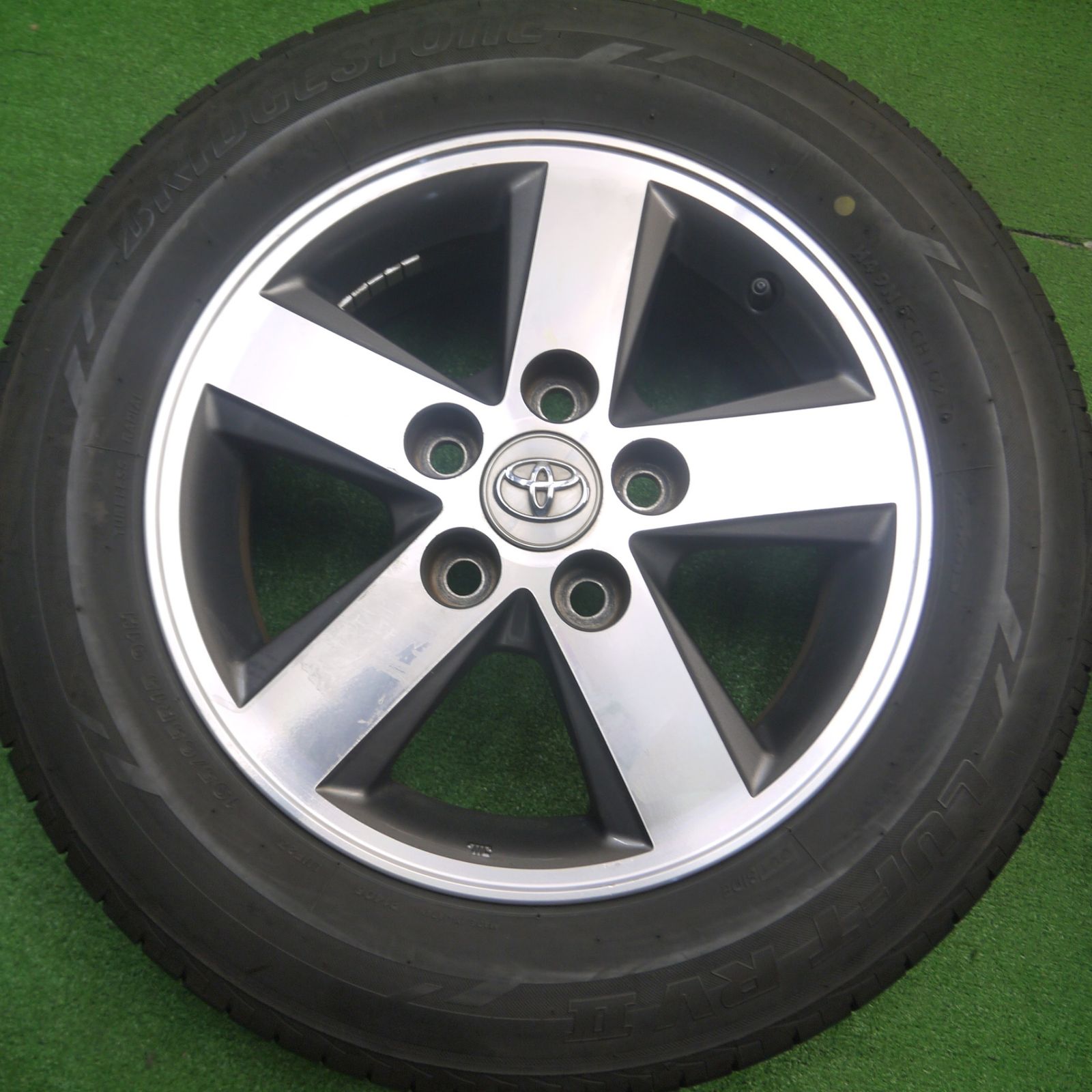 ブリヂストン GIRO & ICEPARTNER2 195/65R15 クラウンESQUIREVOXYノ