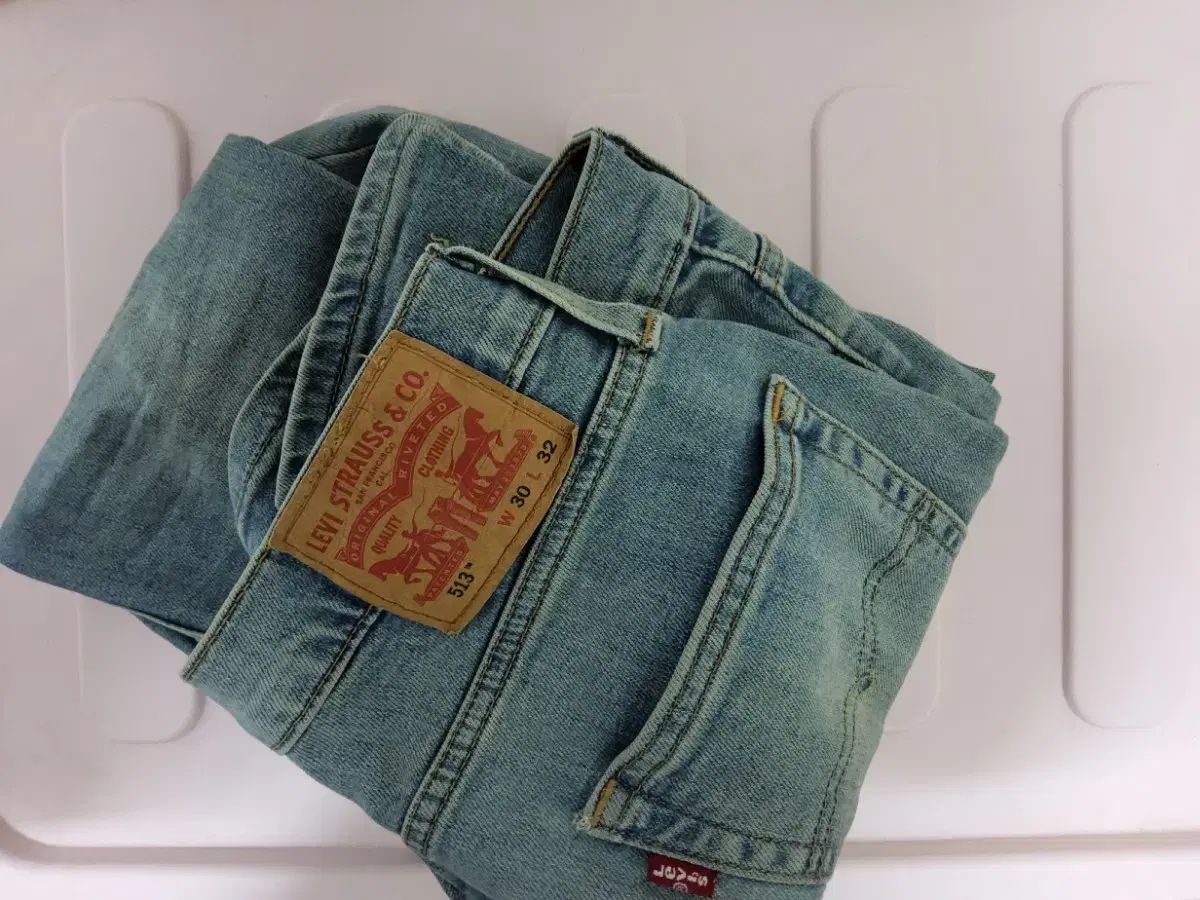 LEVI'S(リーバイス) デニム 32 30