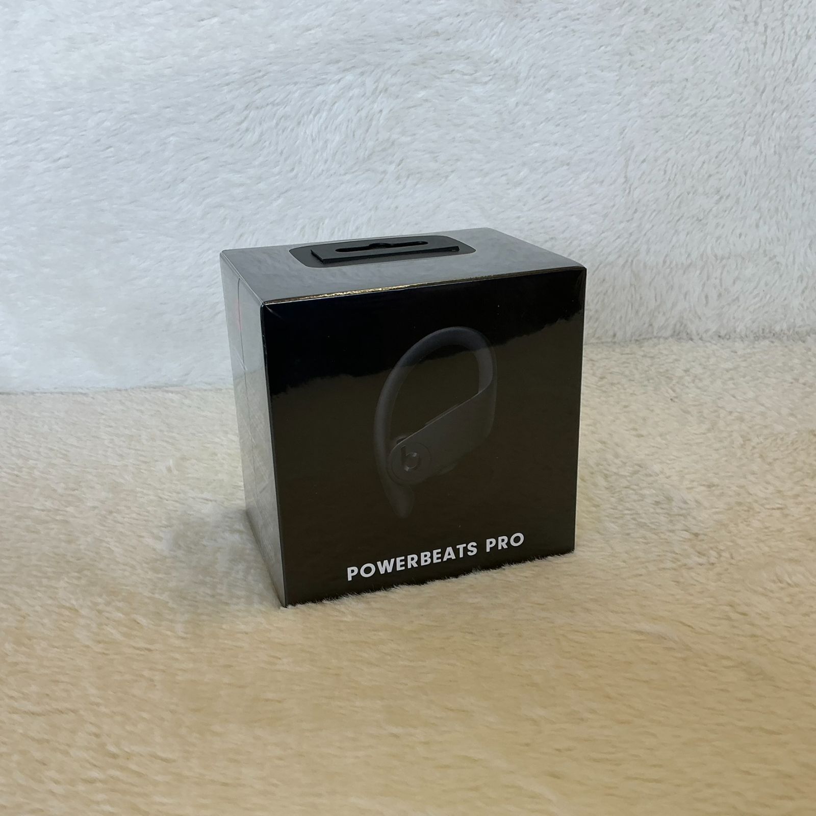 新品】フルワイヤレスイヤホン Powerbeats Pro ブラック MV6Y2PA