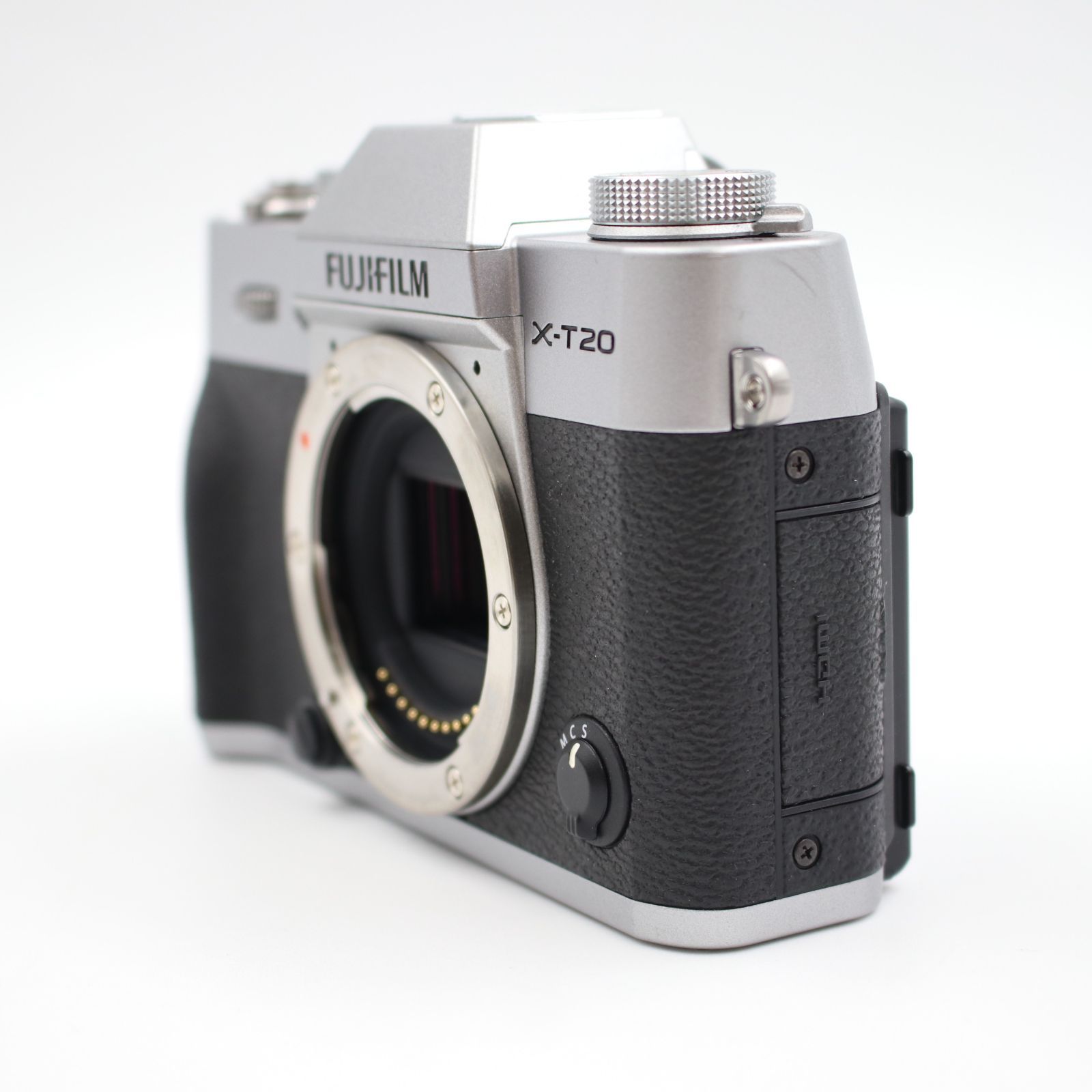 FUJIFILM X-T20 ボディ シルバー 美品 FUJIFILM 富士フイルム ミラーレス一眼 X-T20 ボディ シルバー