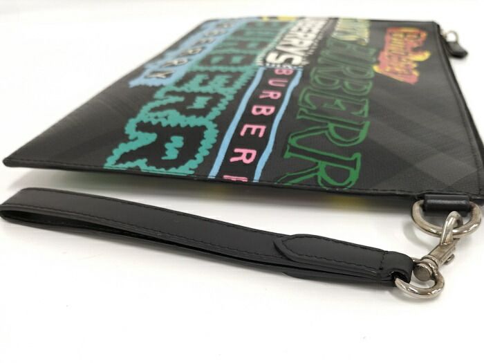 BURBERRY クラッチバッグ セカンドバッグ グラフィティ チェック PVC  