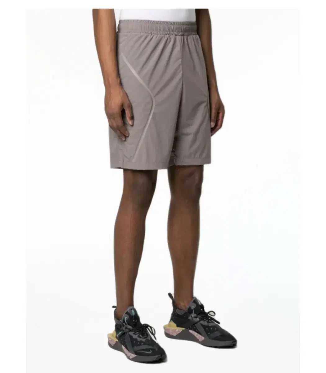 ア コールド ウォール ACW welded shorts WWW_OLIVIERBERNSTEIN_COM