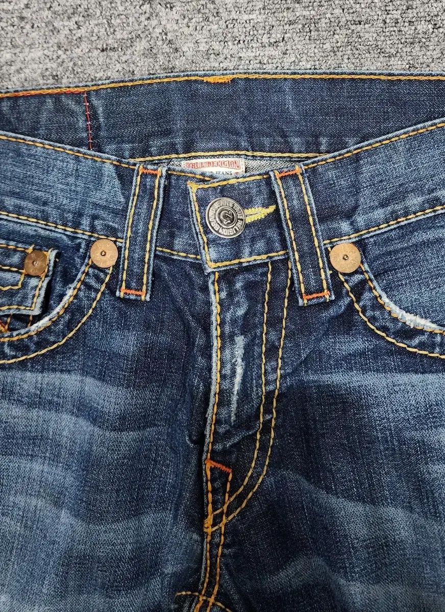 TRUE RELIGION トゥルーレリジョン JOEY ブーツカット デニム TRUE RELIGION(トゥルーレリジョン) RAINBOW JOEY ブーツカット