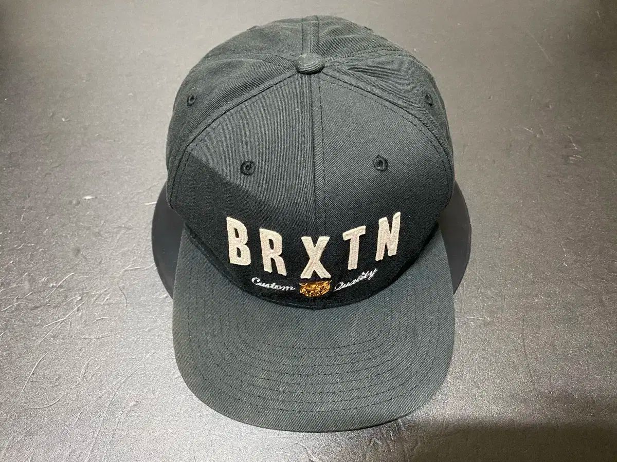 Brixton 6パネル ヴィンテージキャップ