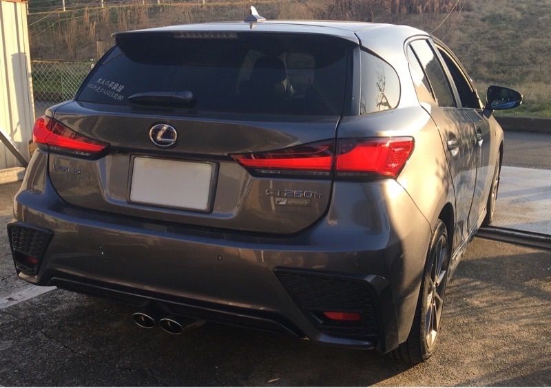 レクサス CT200後期純正？社外？テールランプセット 赤　ガーニッシュセット LEXUS CT200h ZWA10 後期 テールランプ スワップハーネス - メルカリ
