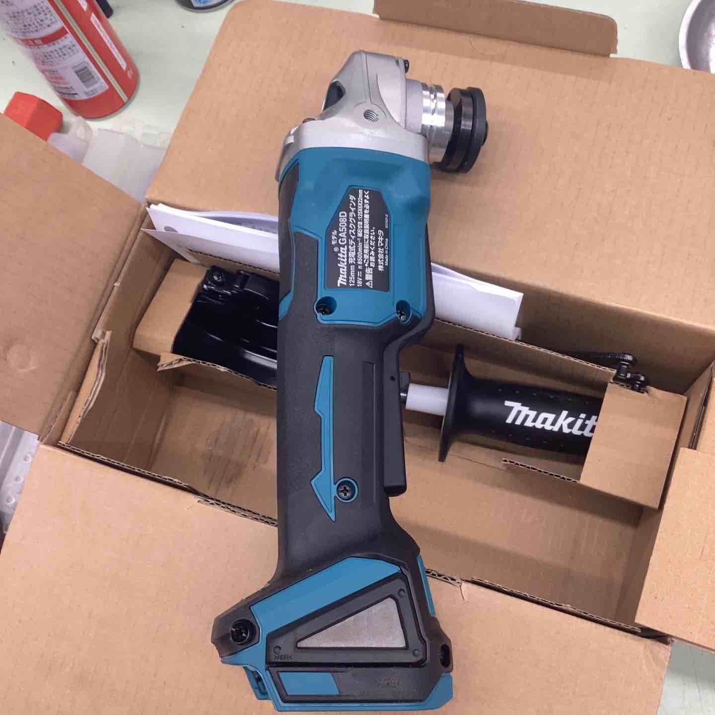 マキタ 125mm 充電式 ディスクグラインダ GA508DRGX 18V 6.0Ah 新品 マキタ 125mm-18V(6.0Ah)充電式ディスクグラインダ GA508DRGX