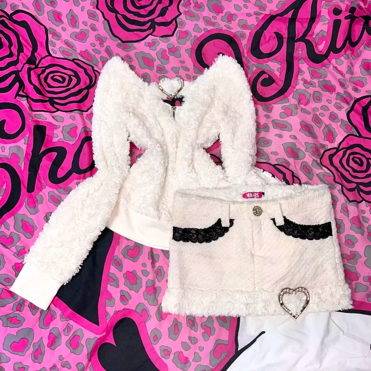MA*RSマズ 白ファー キュービック キュービック ハート チャーム レース スカート 姫 姉ギャル 必須アイテム