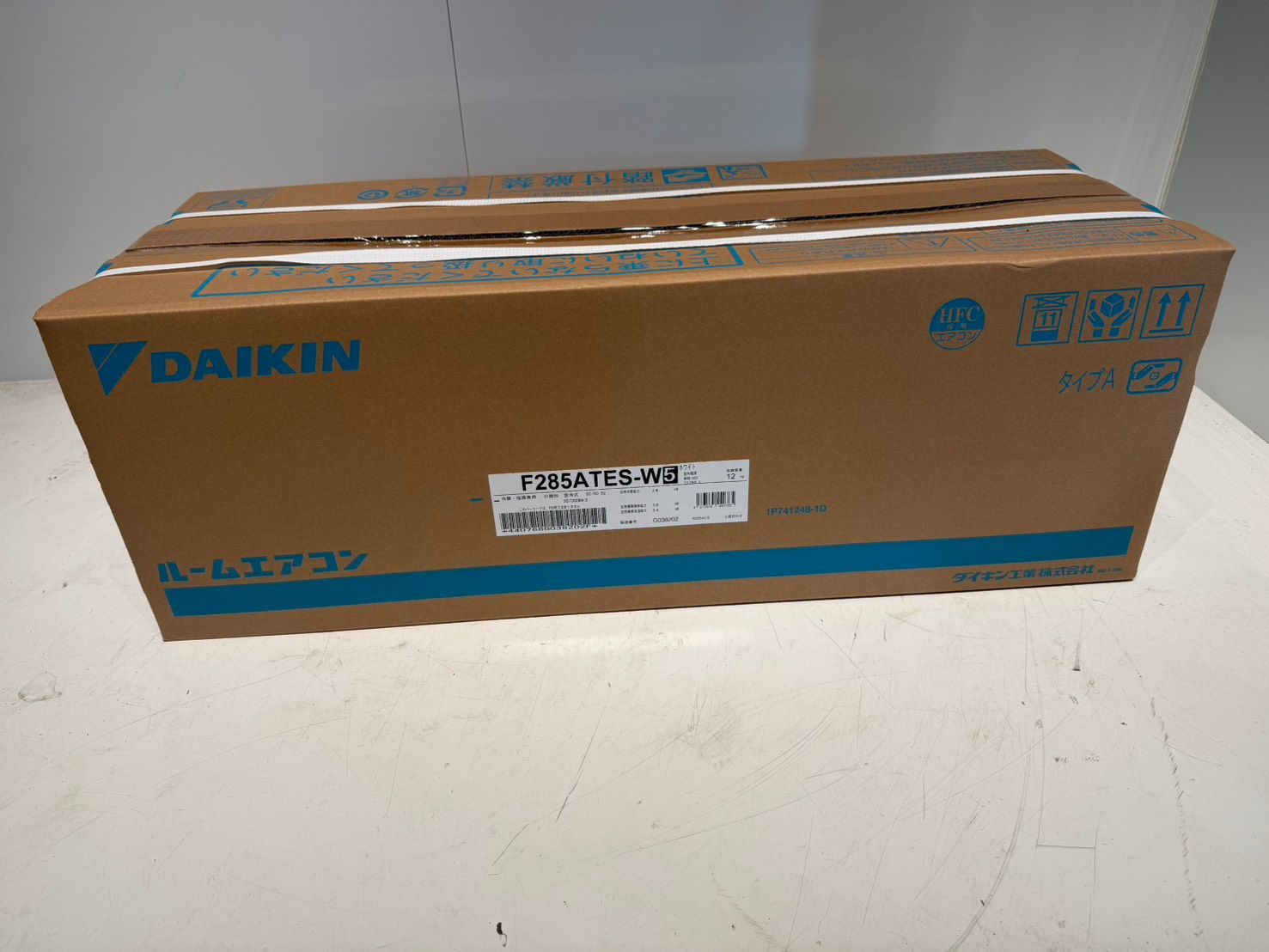 244 DAIKIN 製エアコン 10～12畳用