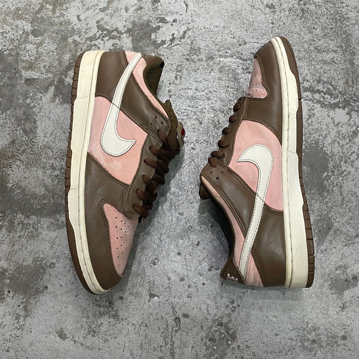 Stussy × Nike SB Dunk Low 