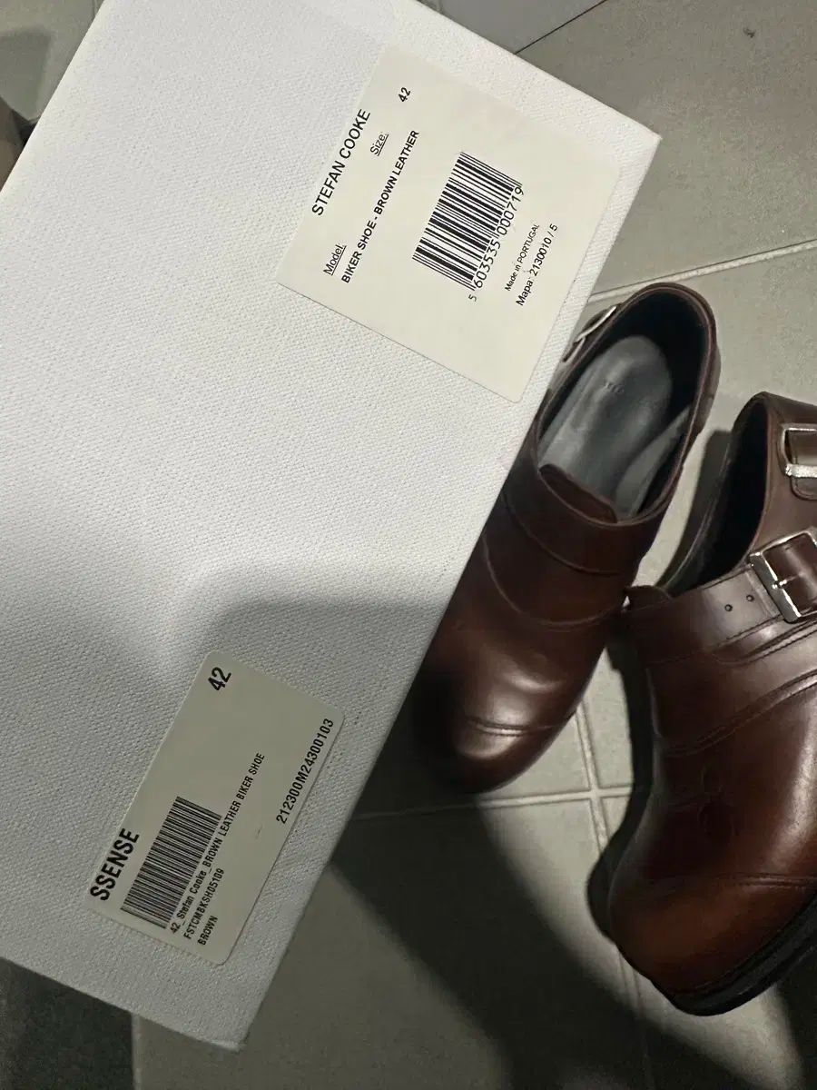 42 スティーブン クック バイカー THE B ドビ ブラウン