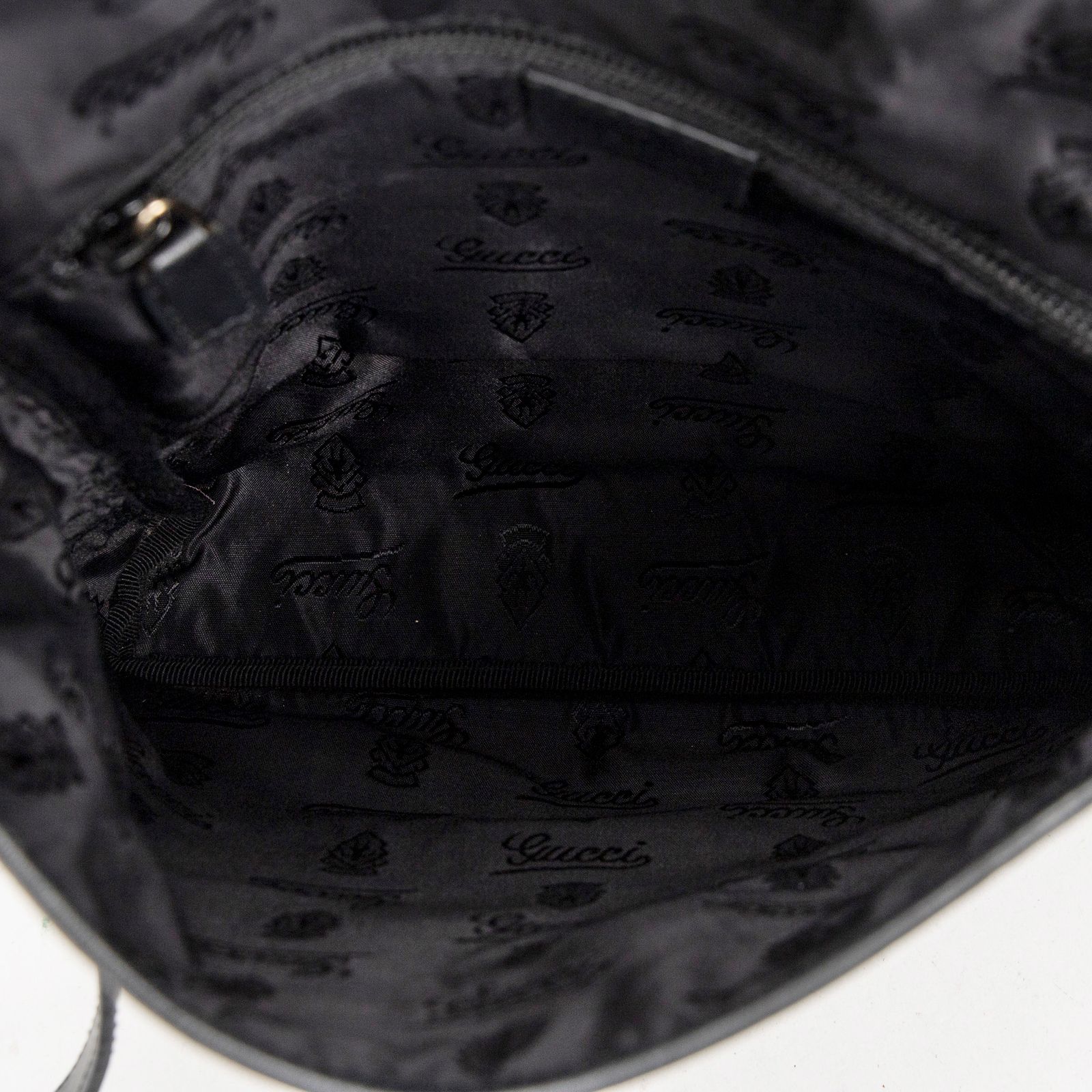 グッチフラップ