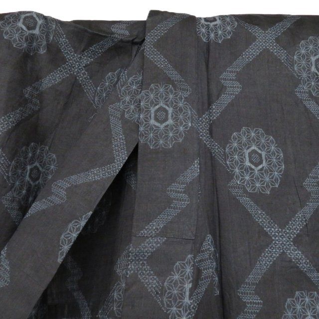 夏物 夏着物 宮古上布 着物 中古 苧麻 カジュアル 松皮菱 麻の葉 花紋  