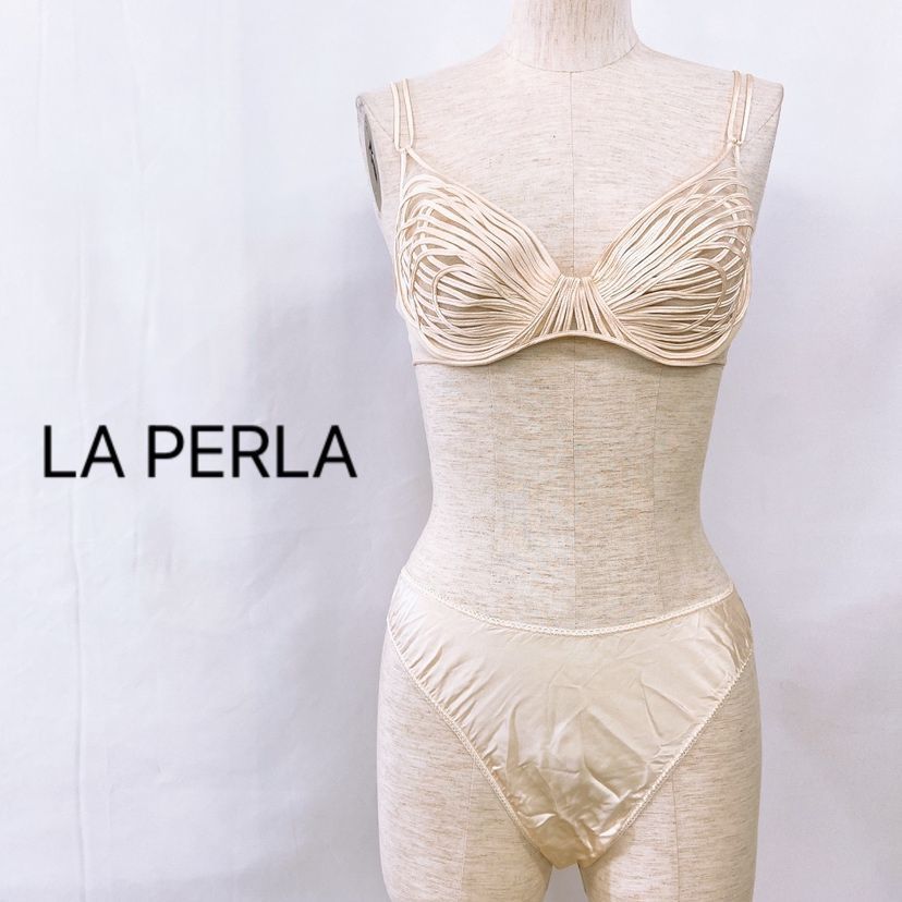 新品タグ付き】LA PERLA ラペルラ ブラジャー C80,D80程度 ショーツ