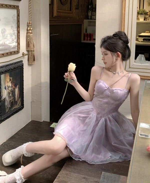 華やかミニフ ワンピース淡いタイダイ柄魅力的なパーティースタイル