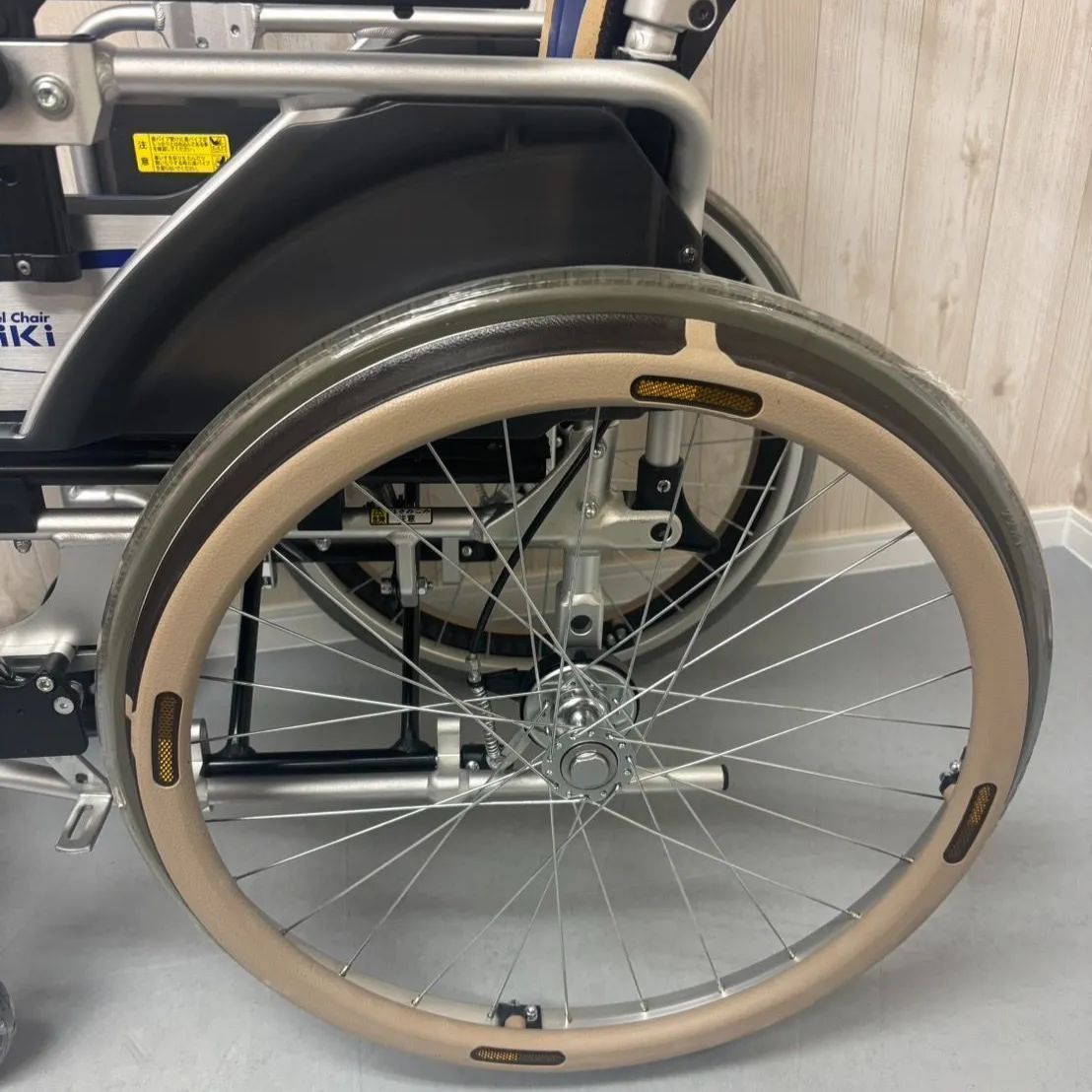 消毒済 中古 車椅子】すぐ使える車椅子 美品 SKT-1000 Miki 自走車椅子 