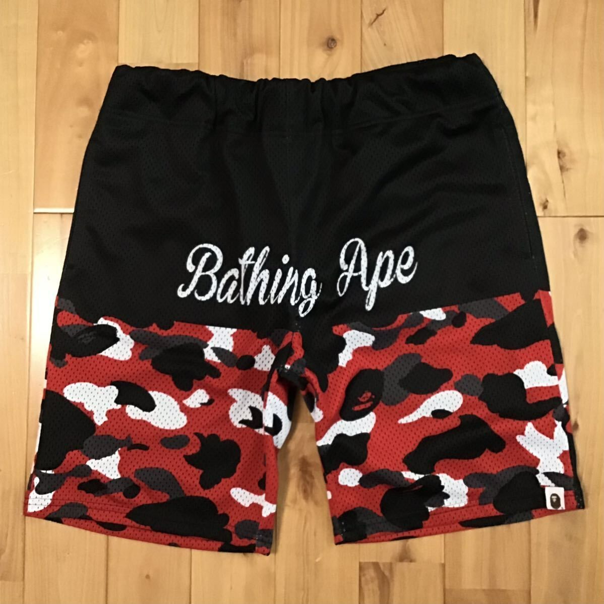 A BATHING APE BAPE FIRE CAMO ショーツ　ハーフパンツ ☆激レア☆ Fire camo ナイロン ハーフパンツ Mサイズ a bathing