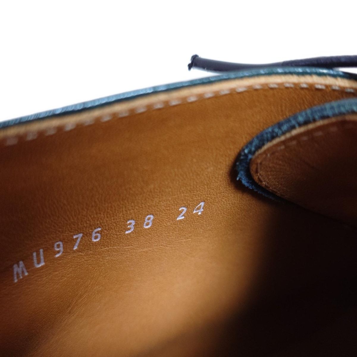 - ダークグリーン