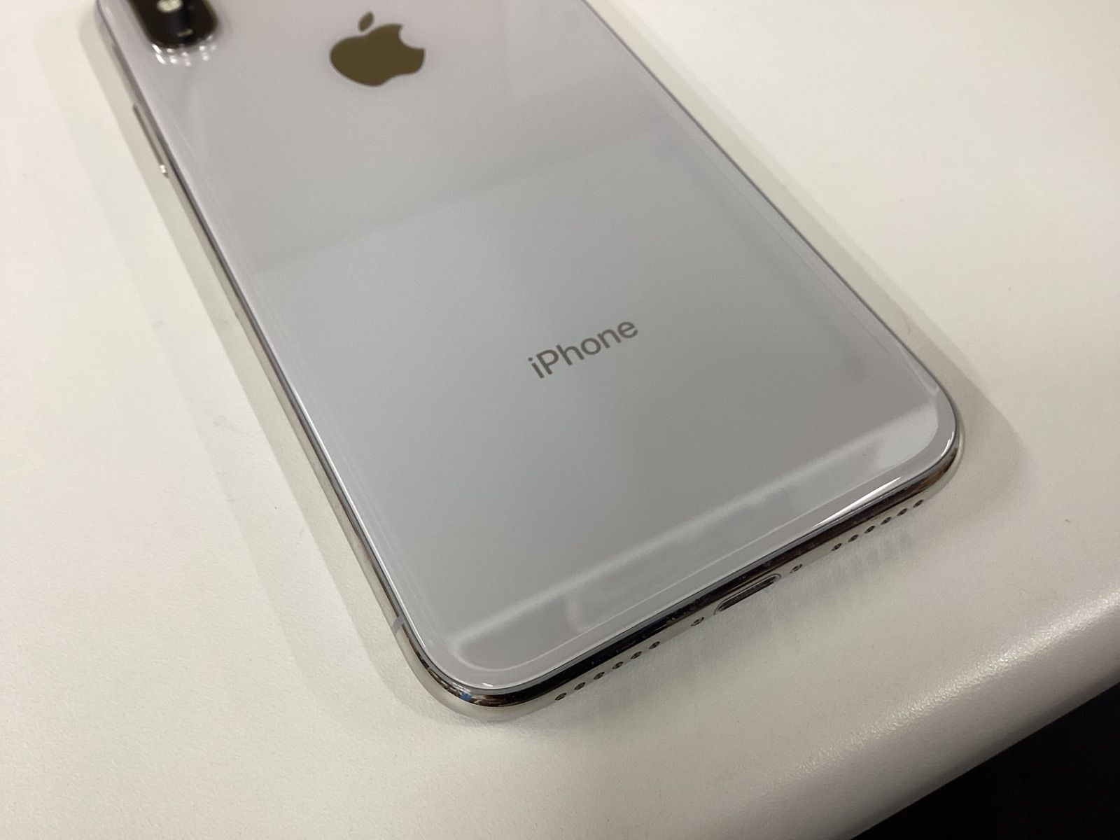 ゴロゴロ先生（iPhone本体） 夏目友人帳 ニャンコ先生 グッズ 強化ガラス 携帯ケース 耐久性