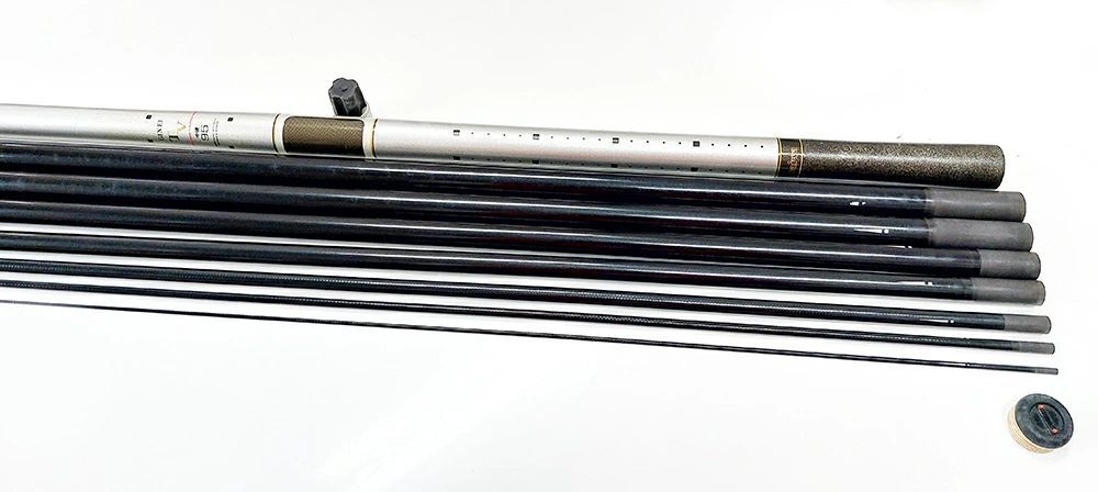 【極美品】ダイワ　アバンサー 早瀬抜 80M・R　替穂先あり 訳あり】ダイワ アバンサー 早瀬抜 80M・R(早瀬抜 80M・R): 竿