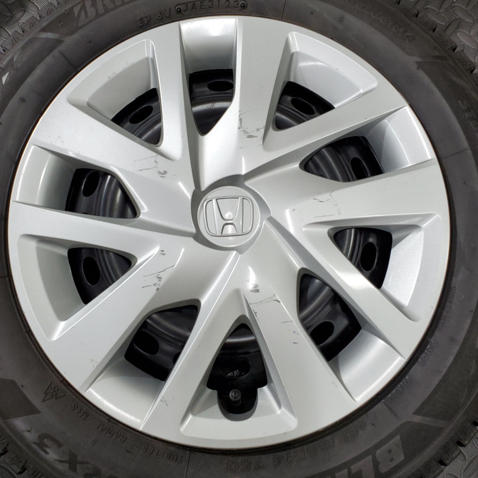 65R14 ブリヂストン