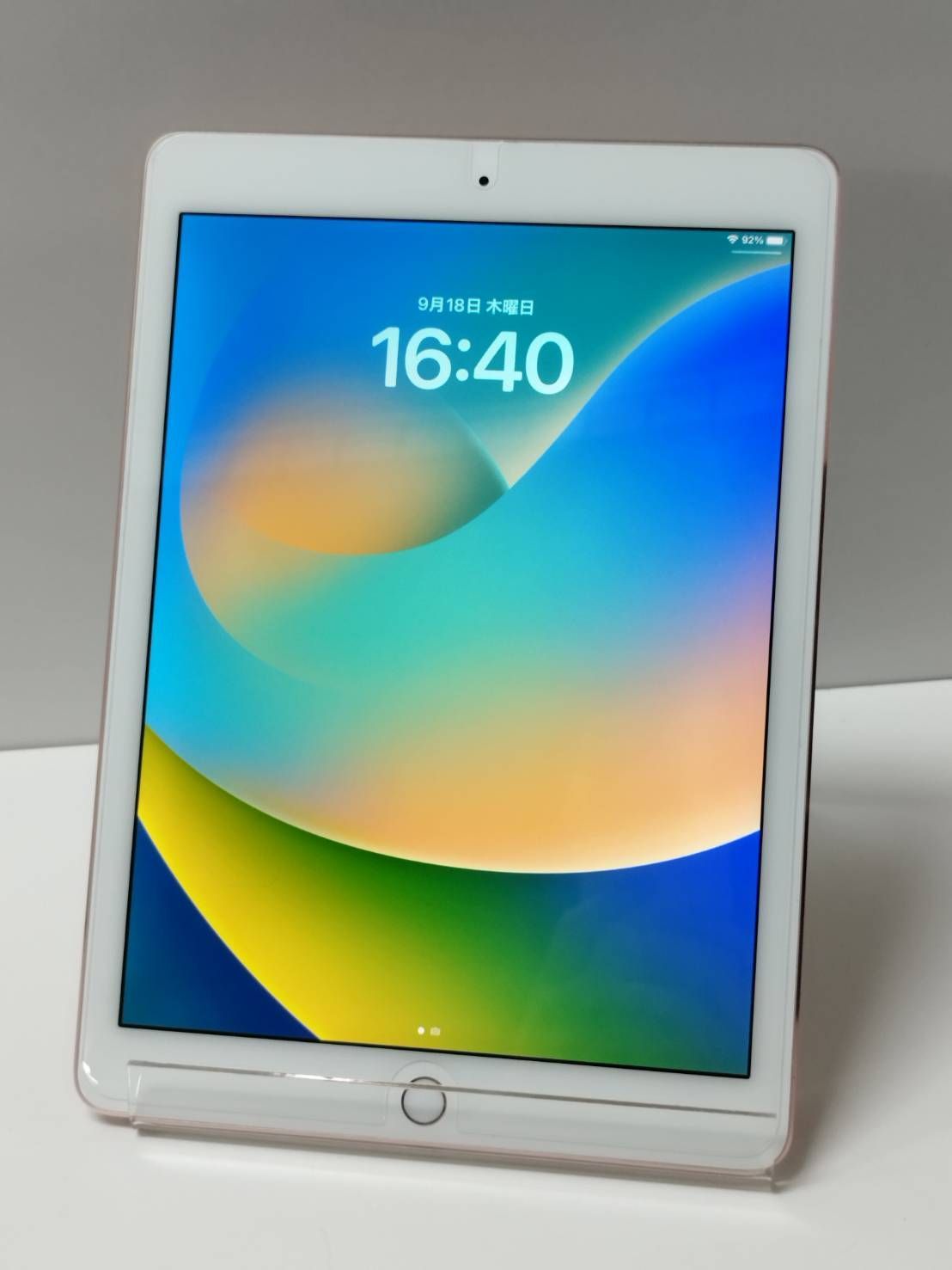 iPad Pro 9.7インチ Wi-Fi+Cellular 32GB 中古並品)〈SIMフリー〉Apple