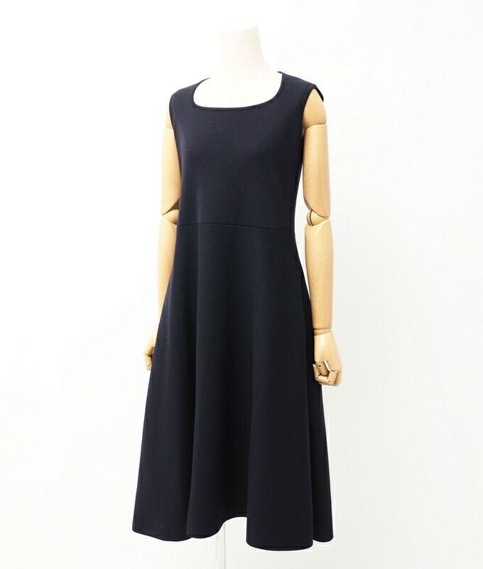 美品✨フォクシー Dress Oval Square ニットワンピース ブラック 美品✨フォクシー Dress Oval Square ニットワンピース ブラック FOXEY