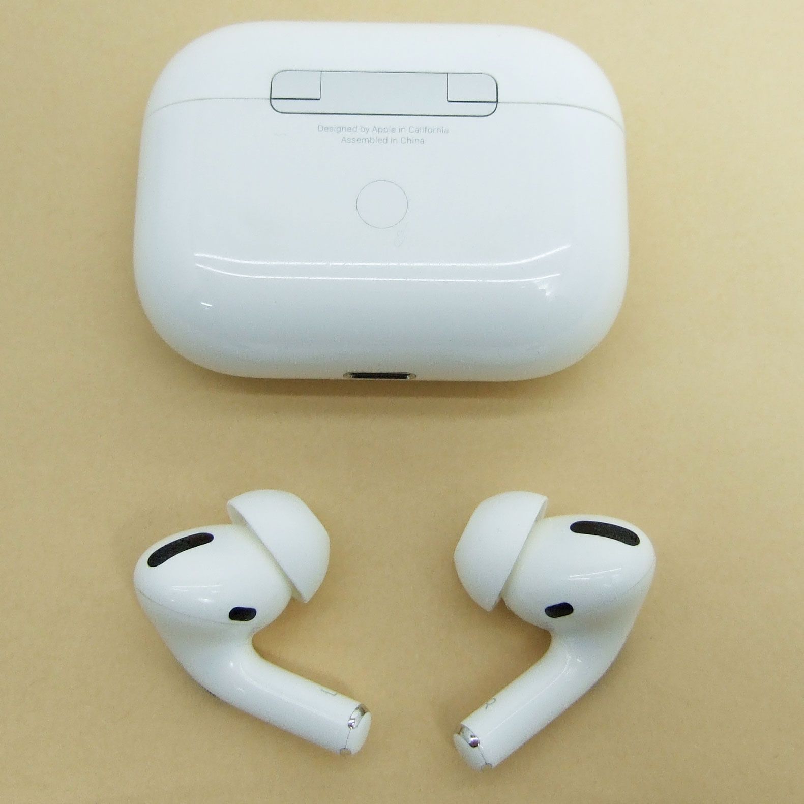 Apple AirPods pro 第1世代 MWP22J/A ジャンク品 - メルカリ