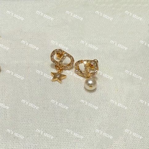 新品 Christian Dior ディオール Petit CD Lucky Charms ピアス