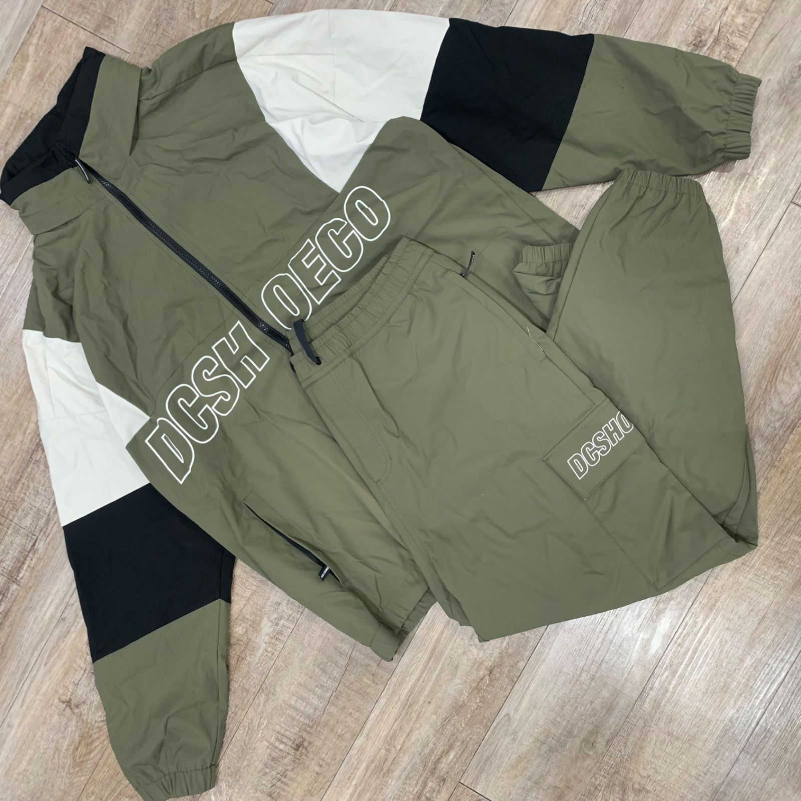 6r27 DCシューズ スノージャケット DJK233901 ユニセックス 23 DC SNOW STAND ZIP DCSHOECOUSA