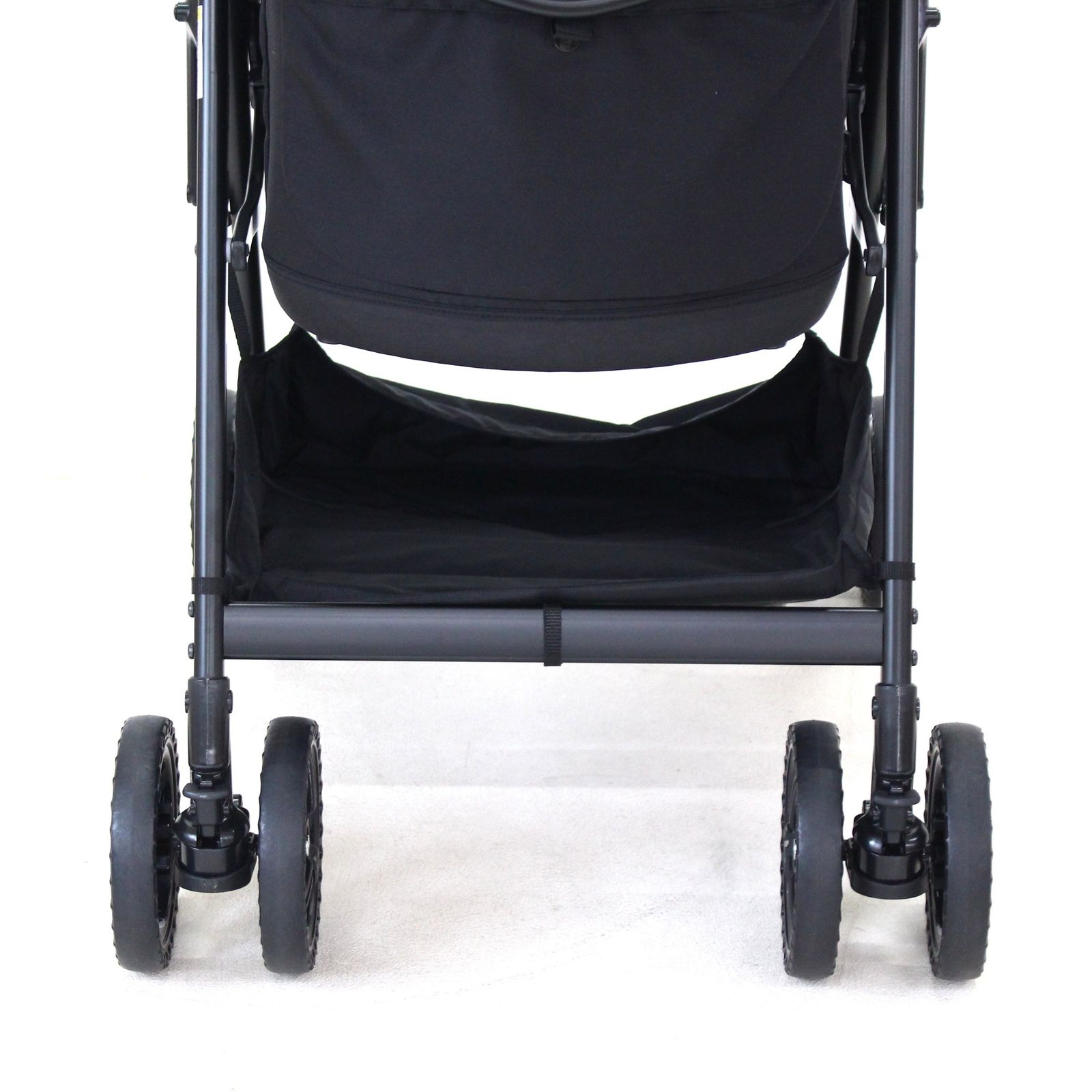 【ほぼ新品】コンビ ペット用カート ミリクランアルファロング カラパナブラック コムペット ペットカート ミリクランアルファロング カラパナブラック