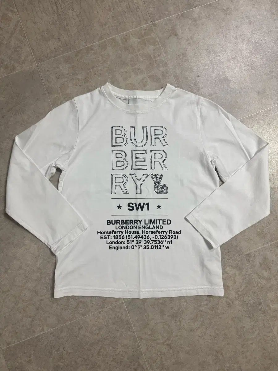 バーバリーチルドレン　8Y 128cm ☆美品☆ バーバリーチルドレン 8Y 128 ウールコート 裏地チェック