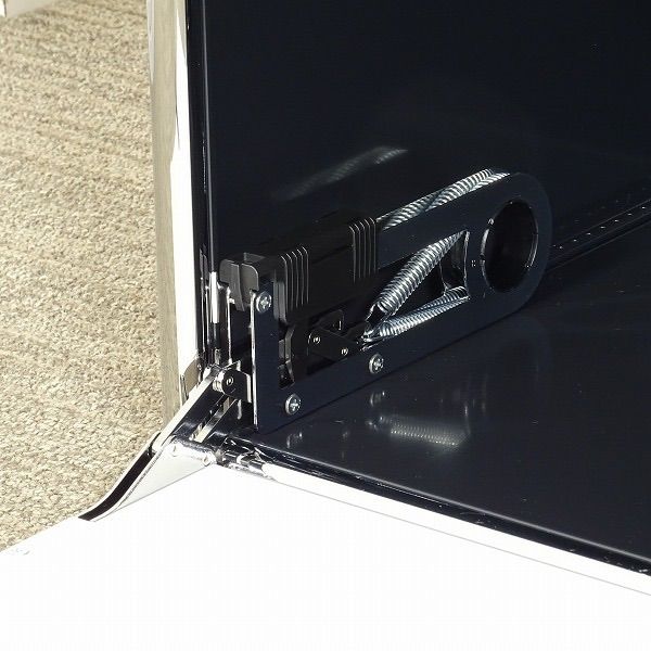 ドロップダウンドア×1